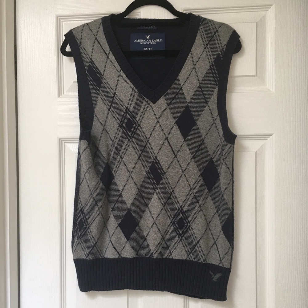 American Eagle Sleeveless Sweater Vest
